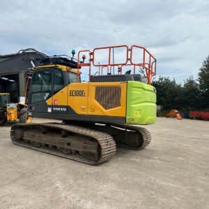 2021 Volvo EC300EL