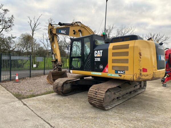 2016 CAT 320EL